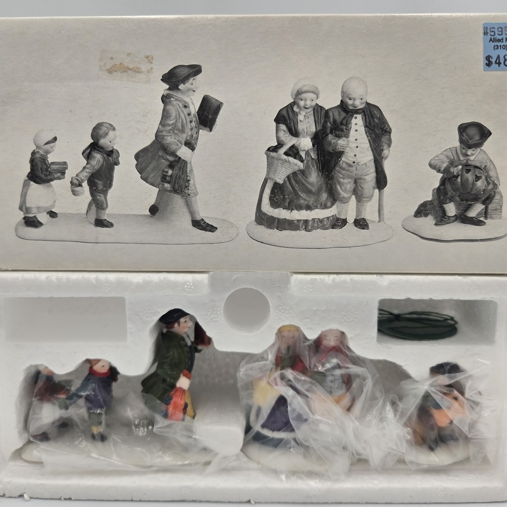Dept 56 Halloween Sleepy Hollow 59560 Accessory People Heritage Village Set of3